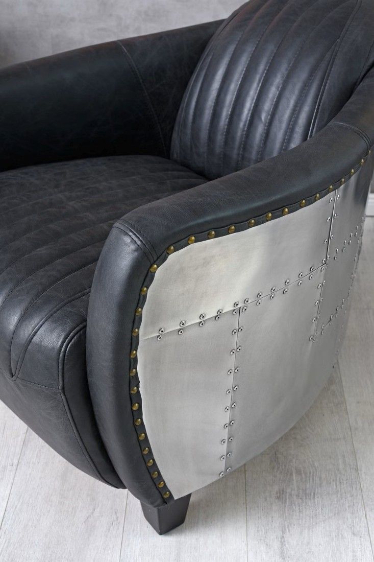 Fotoliu industrial din lemn masiv cu piele groasa neagra