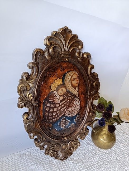 Icoană Purtătoarea de Griji lemn sculptat, unicat, antichizată în tonuri sacre