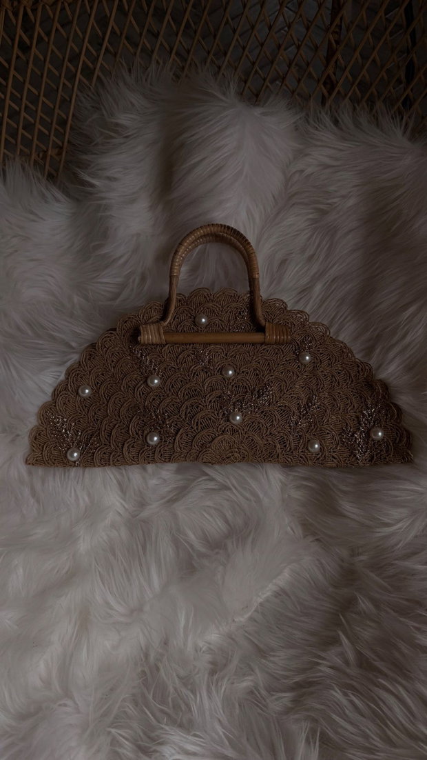 Geantă vintage handmade  cu mânere din bambus