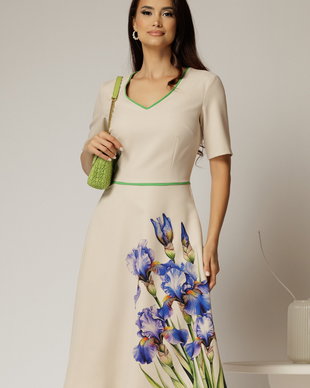 Rochie midi bej clos cu imprimeu indiggo si decolteu in V