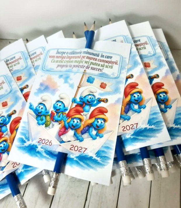 Card personalizat cu creion, cadou pentru prima si de zi de scoala - tema strumfi