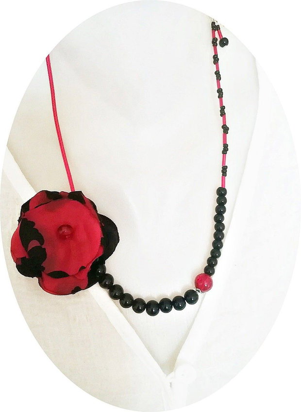 Set floral rosu si negru