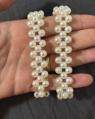 Set 2 brățări handmande elegante cu perle albe  model împletit