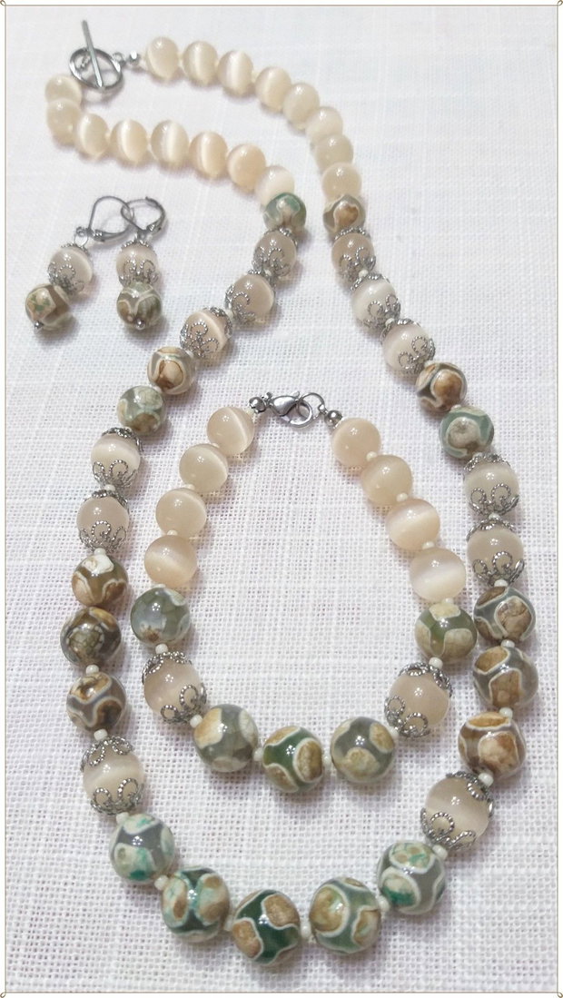 SET-AGATE TIBETANE DZI SI CAT'S EYE CREM/SAMPANIE