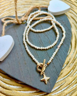 Colier fin CHOKER perle de cultura albe