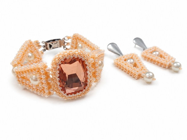 Set elegant bratara si cercei piersica