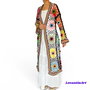 Cardigan croșetat manual cu flori multicolore cu moțuri negre realizate manual în centru  stil boho oversized