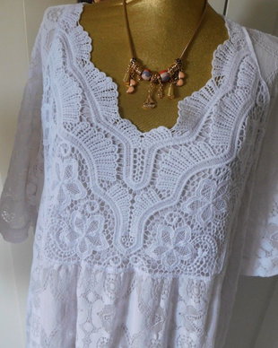 Rochie noua  dantela, Italia  masura 50 - 52 ,  superba