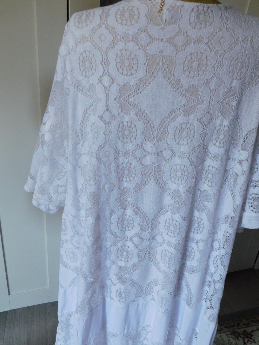 Rochie noua dantela, Italia masura 50 - 52 , superba