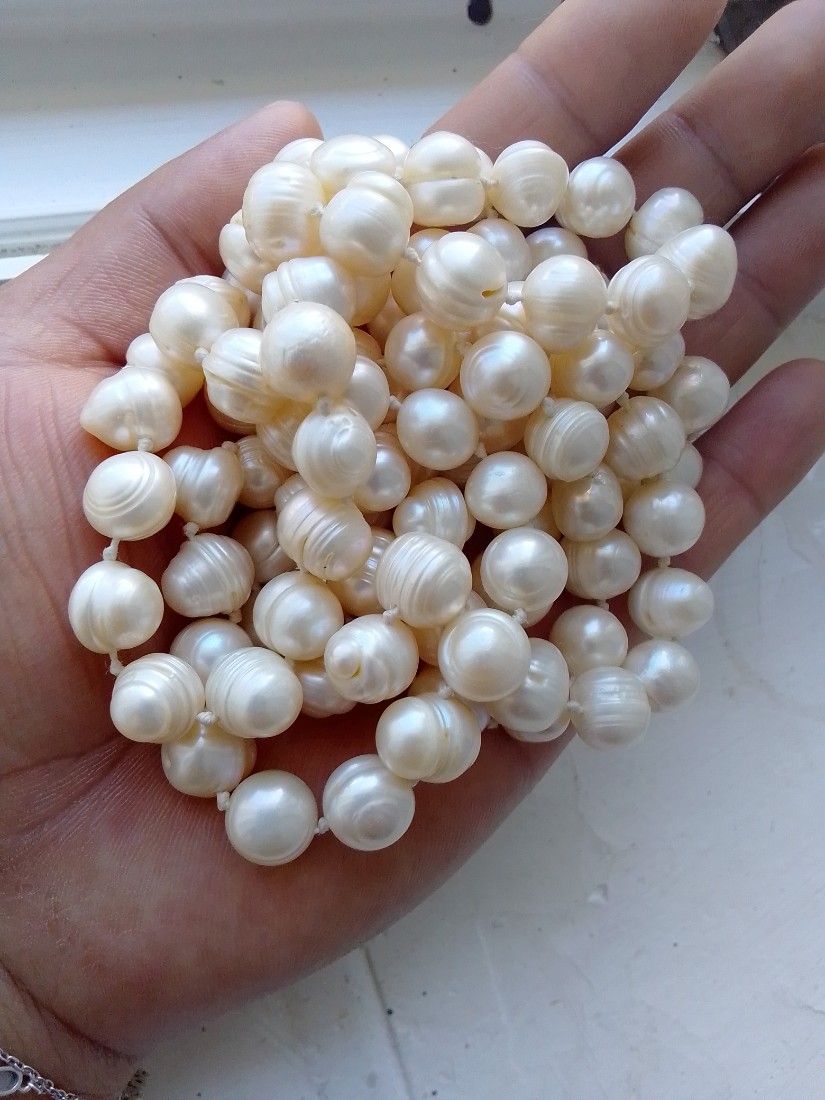 Colier lung de perle mari baroc,104 bucatii
