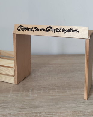 Organizator pentru condimente realizat manual