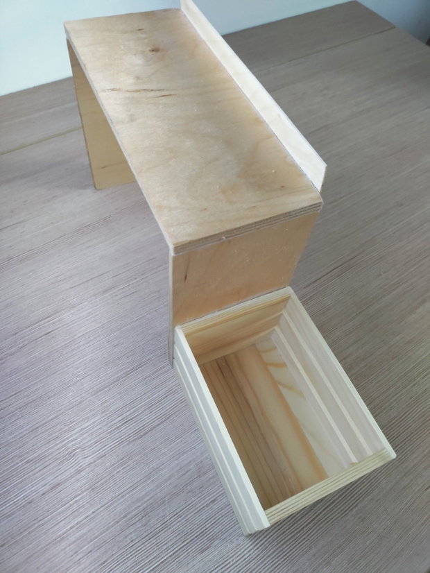 Organizator pentru condimente realizat manual