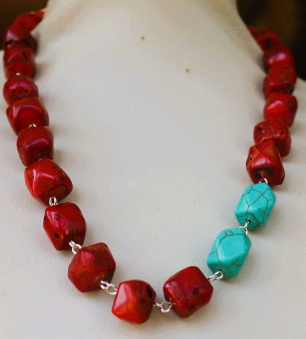 Coral și Turcoaz - Set colier si cercei  Povestea mării și a cerului