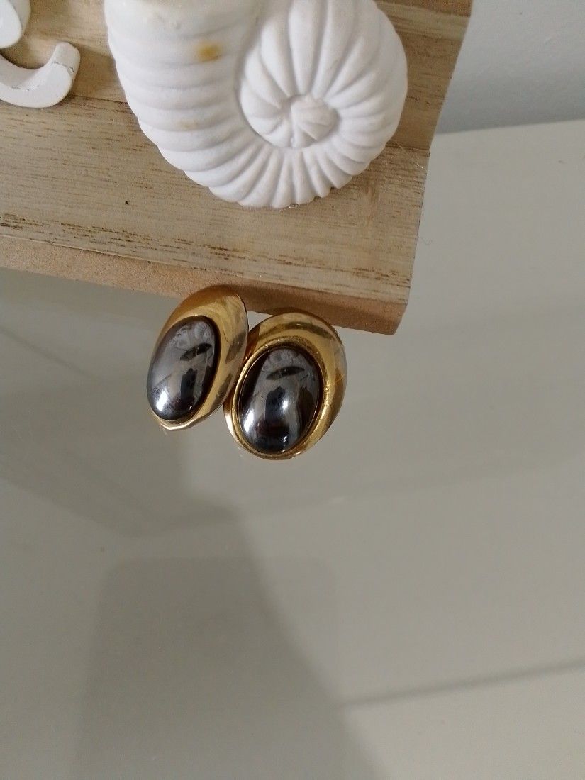 Cercei cu clips cu pietre de hematit vintage