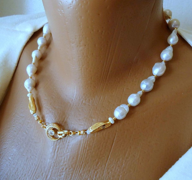 Set colier si cercei din perle baroque mari cu aur