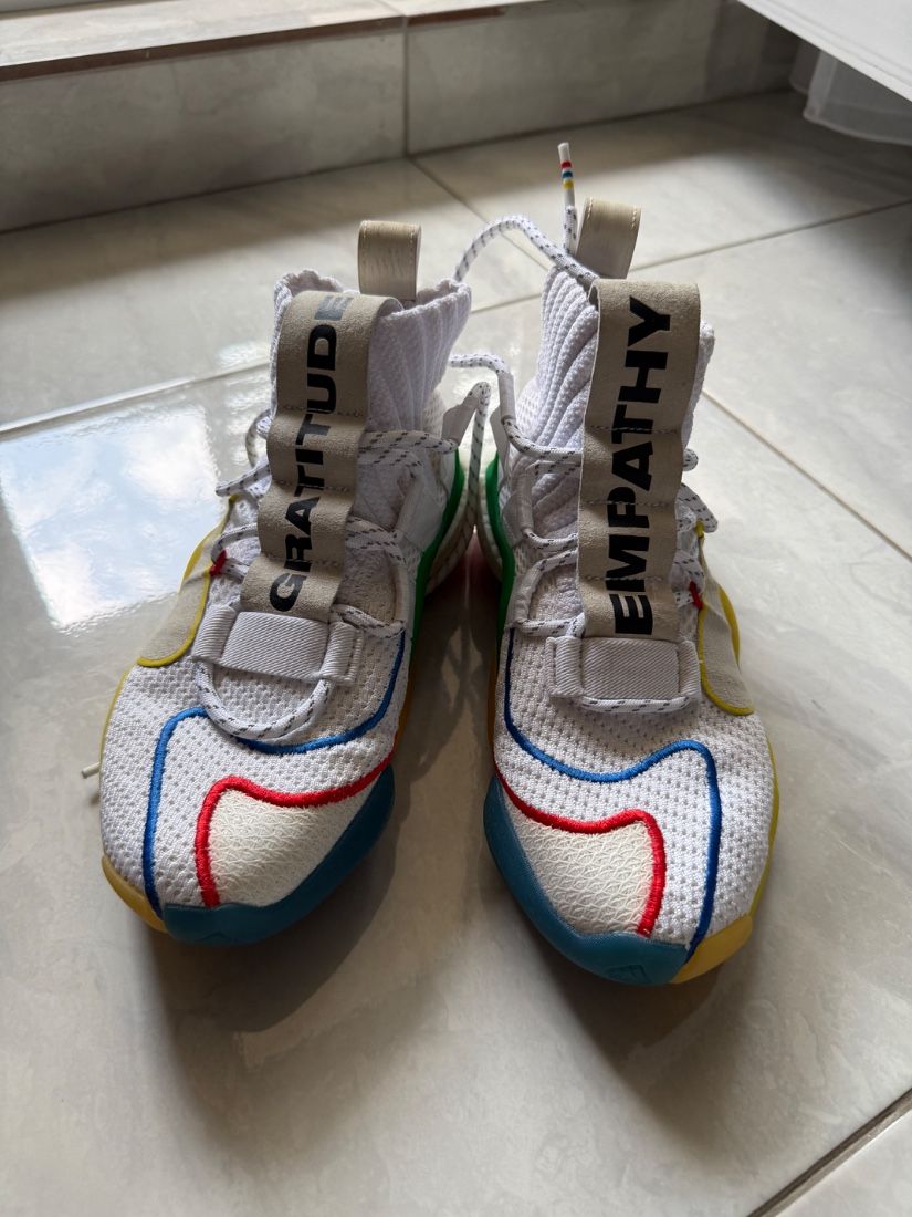 Adidas Pharrell Williams Crazy BYW LVL X "Gratitude + Empathy"