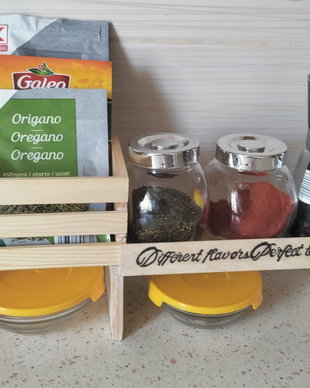 Organizator pentru condimente