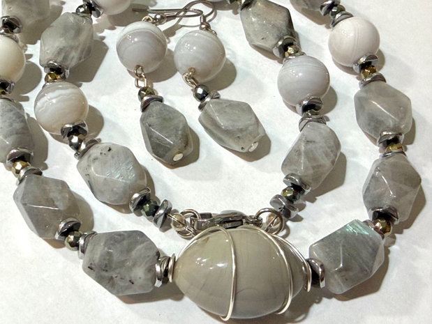 SET~FROZEN AURA~labradorit,agate,hematit electroplacat,inox