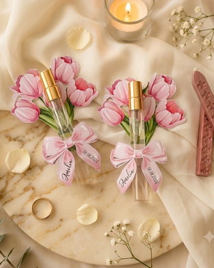 Mărturie de botez sticluță cu parfum  Buchet de lalele