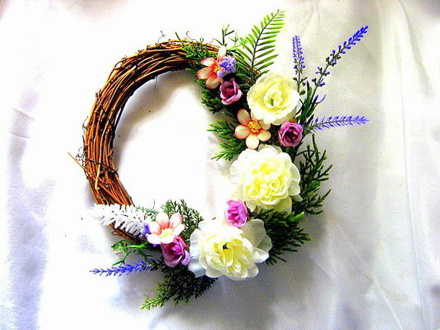 coronita decorata cu flori artificuale 52619
