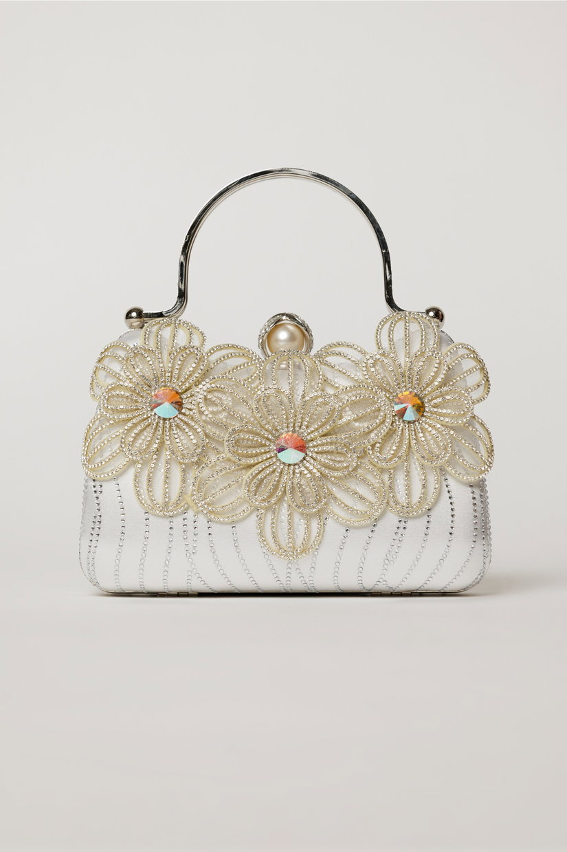 Clutch ivoar cu design floral aplicatii stralucitoare