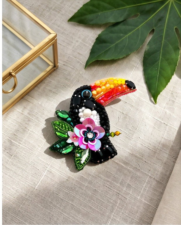 Broșă pasărea Tucan  - The Bird of Tucaloha