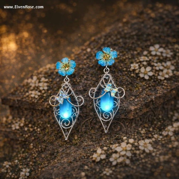 Cerceii Moonpetal Glow