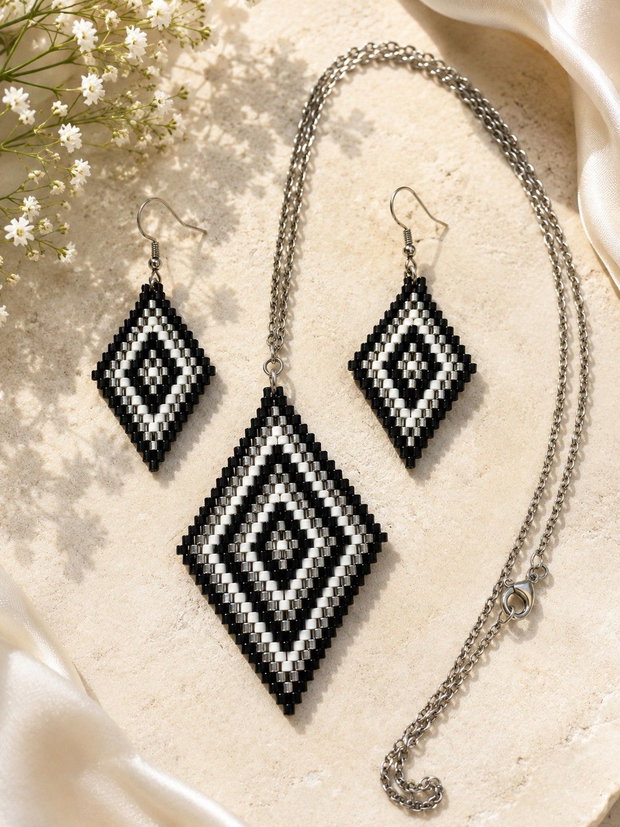 Set romb , alb negru gri