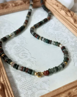 Colier bloodstone african si hematite aurii