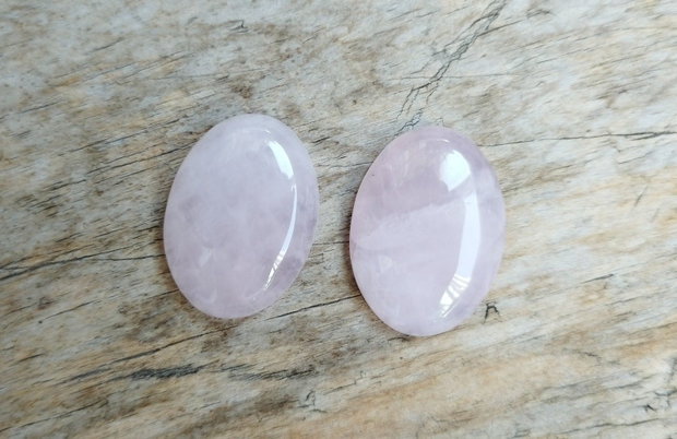 Cabochon cuart roz, 30x22 mm