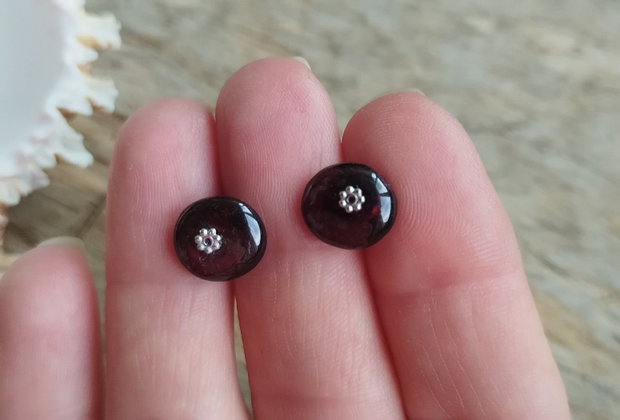 Cercei granat