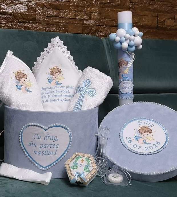 Trusou botez personalizat cu nume și dată, broderie Fir de poveste