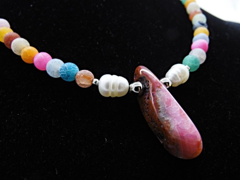 Colier handmade unicat - agate frozen si perle cultura (cod1465)
