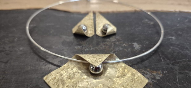 SET colier si cercei Black Pearl