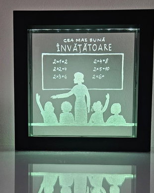 Lampă LED cu geam din STICLA - CADOU INVATATOARE - Gravată Manual