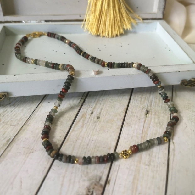Colier bloodstone african si hematite aurii