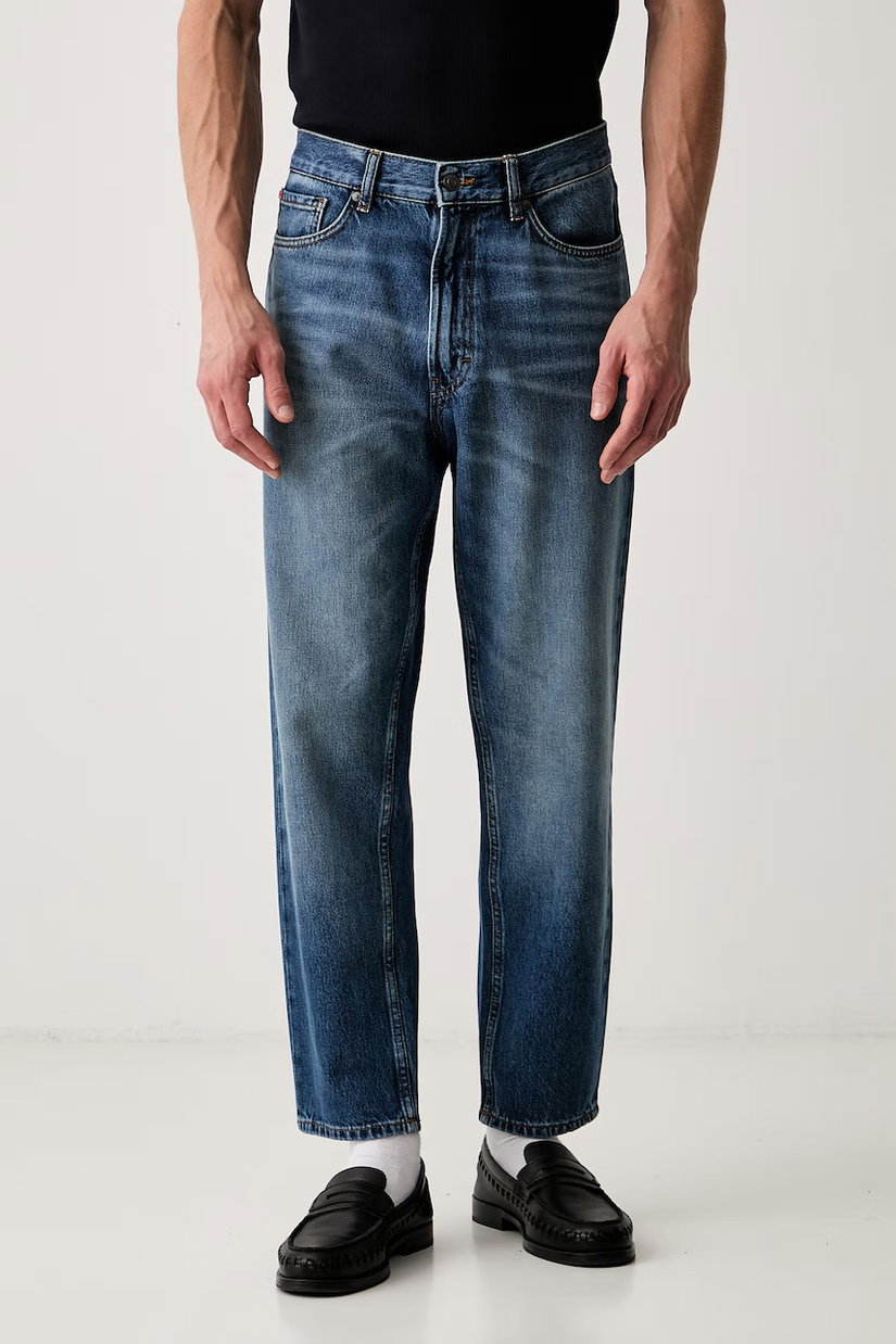 HUGO blugi relaxed fit pentru bărbați HUGO