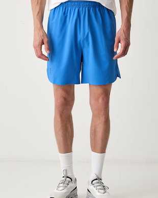 On pantaloni scurți sport pentru bărbați