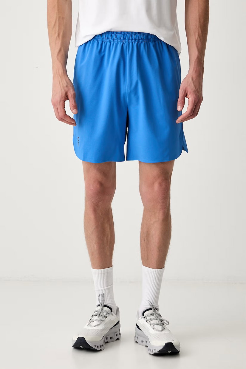 On pantaloni scurți sport pentru bărbați