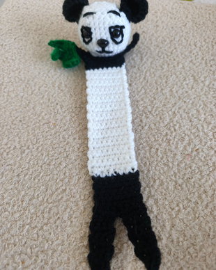 Urs Panda cititorul