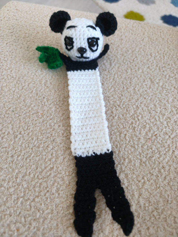 Urs Panda cititorul