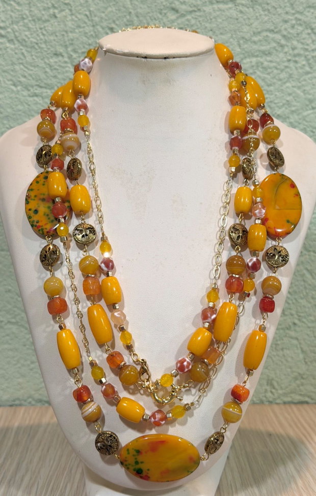 REZERVAT D.T. -agate,jad,hematit,accesorii placate cu aur,inox