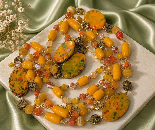 REZERVAT D.T. -agate,jad,hematit,accesorii placate cu aur,inox