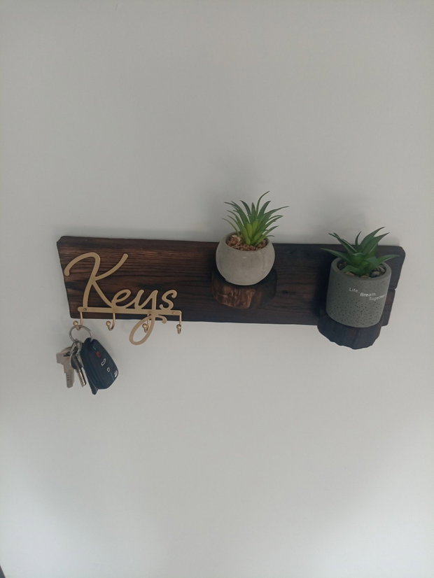 Suport de chei personalizat din lemn ars Handmade | Rustik Light