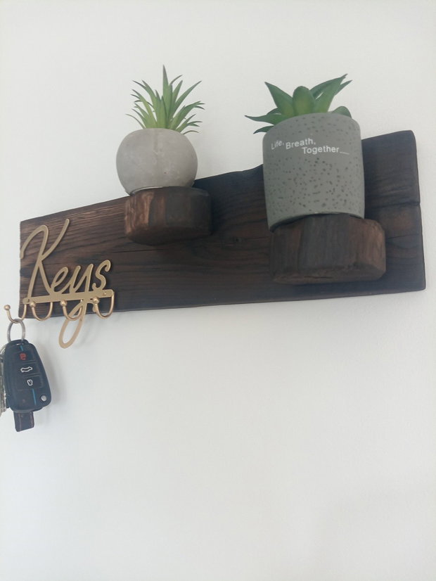Suport de chei personalizat din lemn ars Handmade | Rustik Light