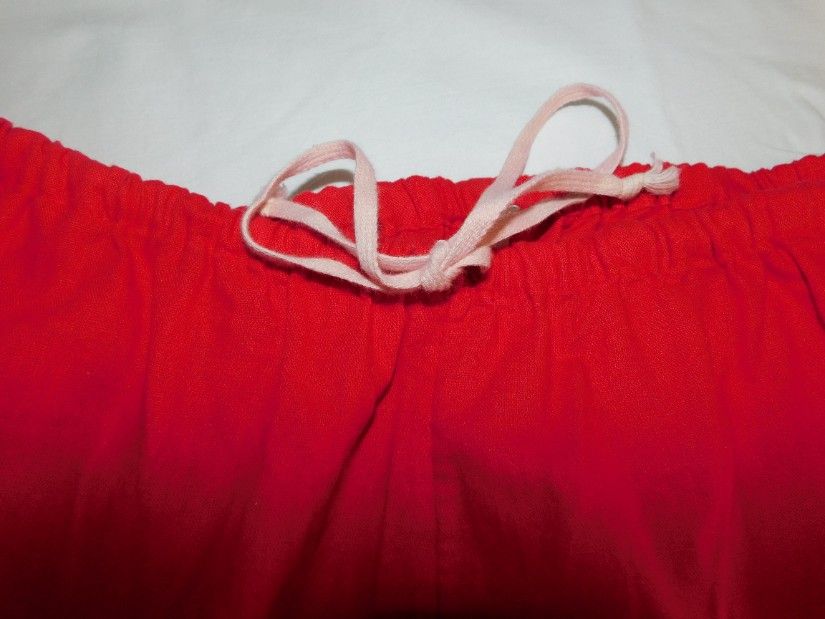 Pantaloni noi  in cu bumbac  48 - 50 - 52 ,  lejeri , moderni