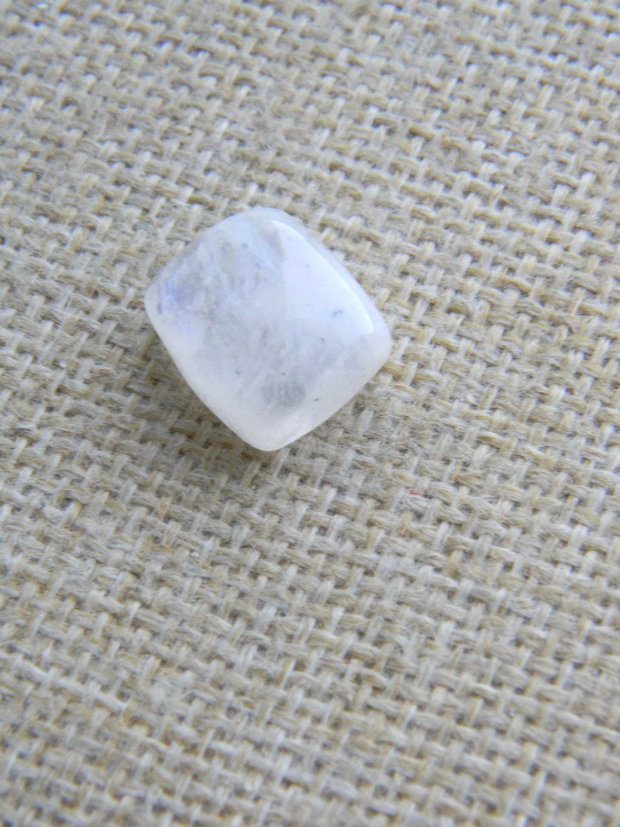 Caboson piatra lunii (C44)
