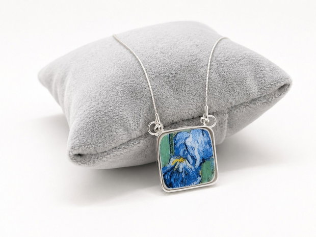 Colier "Van Gogh-Iris Albastru" din fragment de portelan si argint