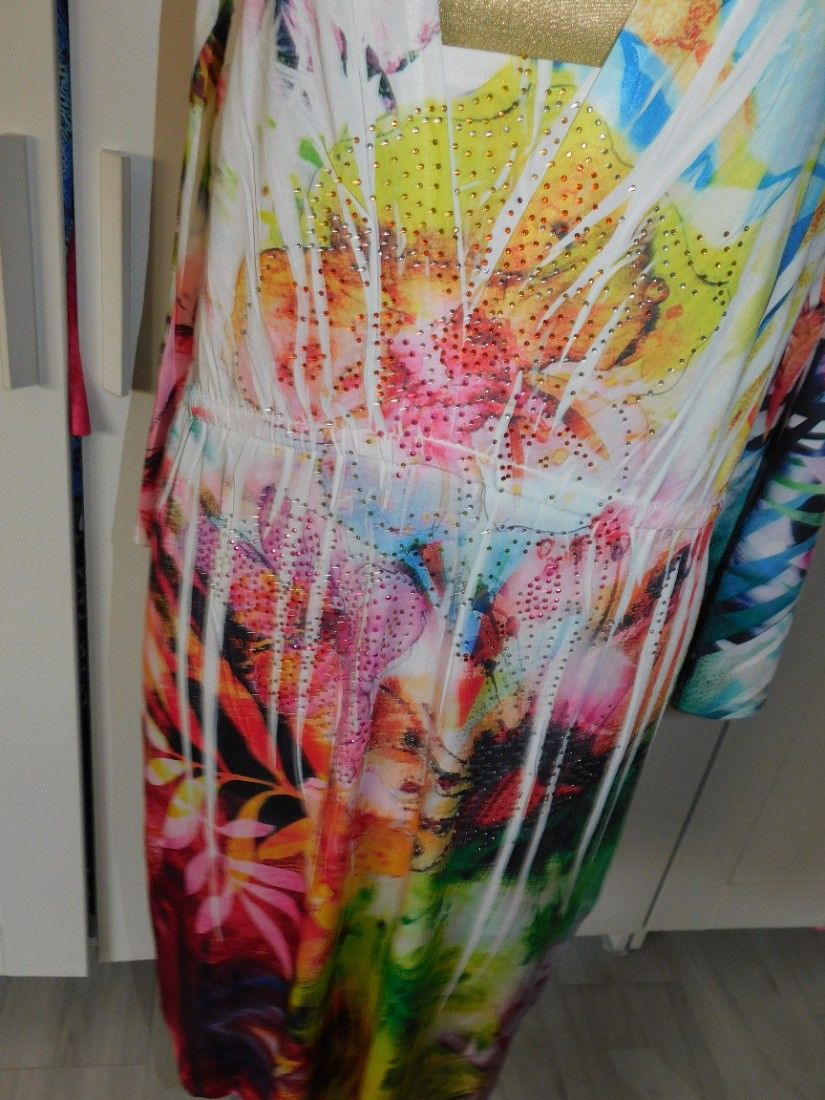 Rochie noua Germania, deosebita, masura 44- 46 - 48
