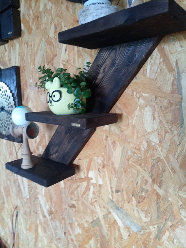 Raft decorativ din lemn ars design Z | Handmade Rustik Light